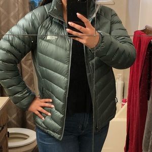 Army green north face jacket